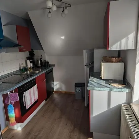 Ruhiges Dachgeschoss-apartment Im Suedosten Von *